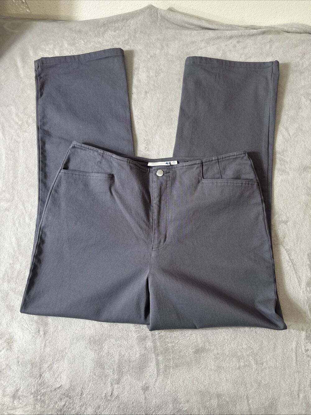 Dream Jeans Women’s Gray Stretch Pull-On Straight Leg Pants Size 16